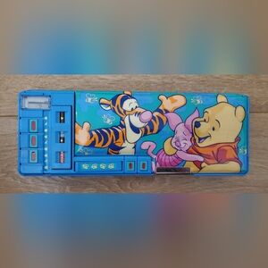Walt Disney Winnie the Pooh Pencil Case Push Button Popup Sharpener VTG Vintage